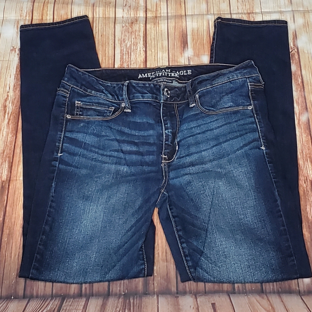 AMERICAN EAGLE OUTFITTER Super Stretch Skinny Jean